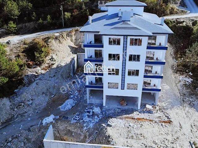 Apartman Da Geniş Bahçeli 2+1 Satılık Daire