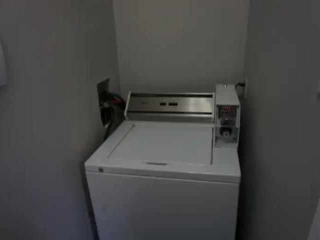 Apartment 3.5 Bedroom For Rent Ottawa ON 2500 ES102882870