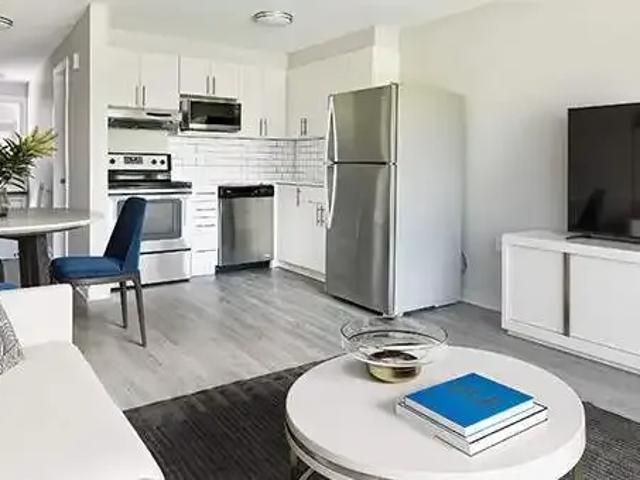 Apartment 3.5 Bedroom For Rent Nepean ON 2178 ES103215172