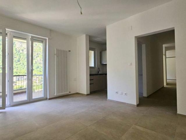 APARTMENT 3.5 ROOMS