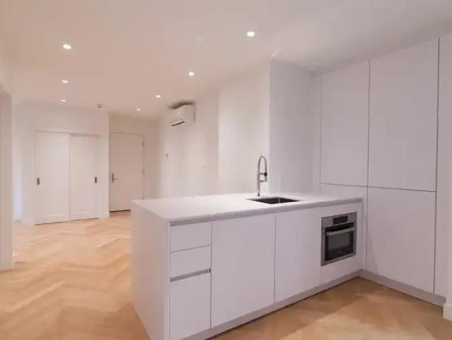 Apartment 3 Bedroom For Rent Montreal QC 3095 ES99718367