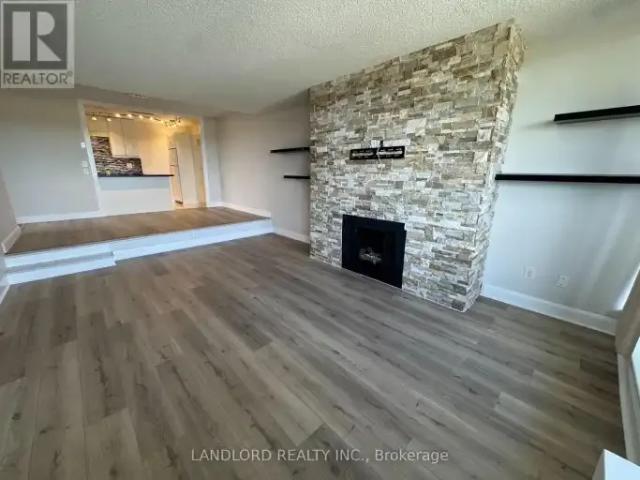 Apartment 3 Bedroom For Rent Oakville ON 2700 ES102339180