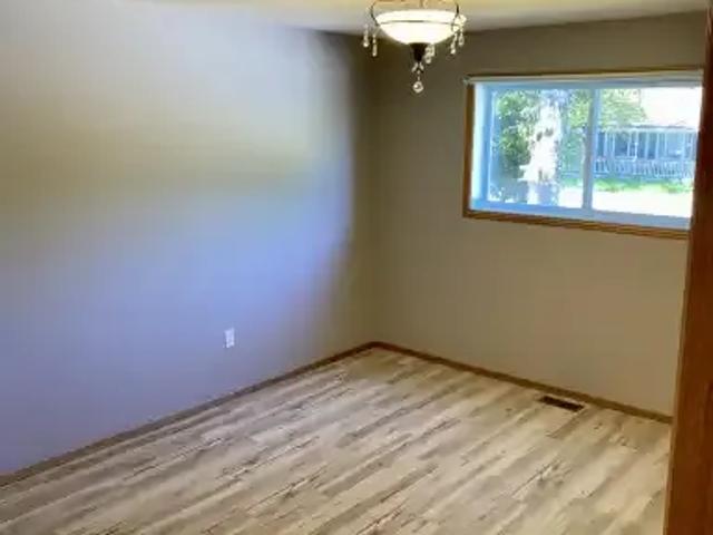 Apartment 3 Bedroom For Rent Orillia ON 2850 ES103091330