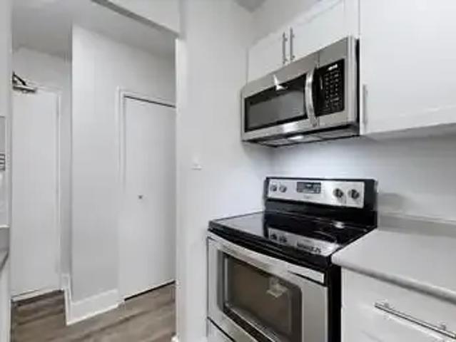 Apartment 3 Bedroom For Rent Oshawa ON 2349 ELS98186556