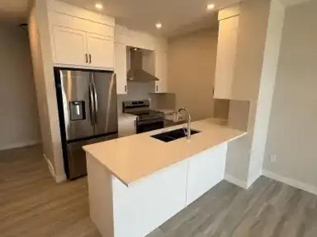 Apartment 3 Bedroom For Rent Airdrie AB 2150 ES104182199