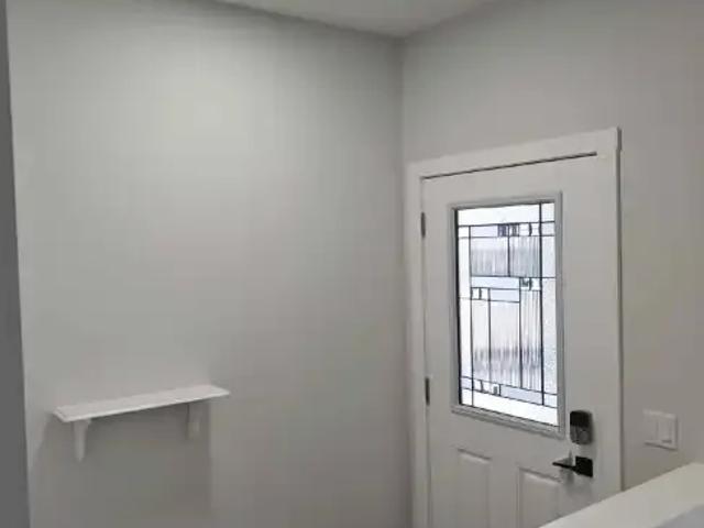 Apartment 3 Bedroom For Rent Airdrie AB 2250 ES104182548
