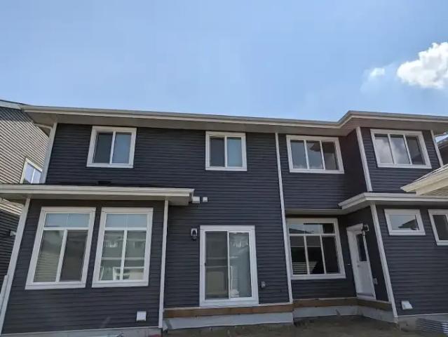 Apartment 3 Bedroom For Rent Airdrie AB 2600 ES103030602