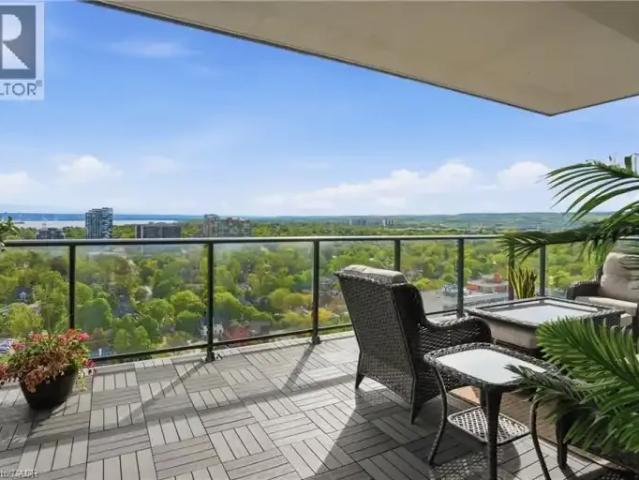 Apartment 3 Bedroom For Rent Burlington ON 9000 ES104471085