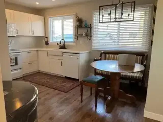 Apartment 3 Bedroom For Rent Calgary AB 1500 ELS101148572
