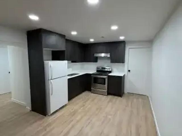 Apartment 3 Bedroom For Rent Calgary AB 1700 ELS102339056