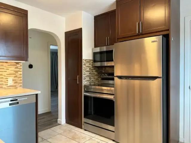 Apartment 3 Bedroom For Rent Calgary AB 1875 ELS102551651