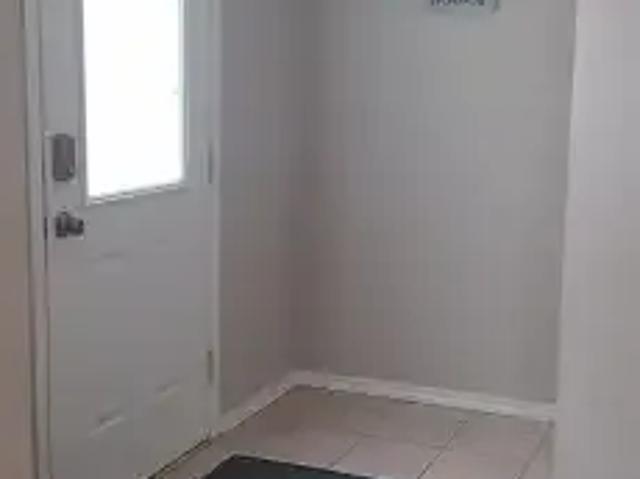 Apartment 3 Bedroom For Rent Calgary AB 1800 ELS102587512