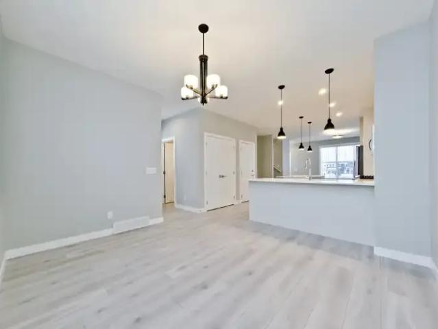 Apartment 3 Bedroom For Rent Calgary AB 1950 ELS101827630