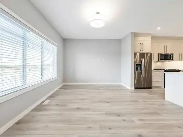 Apartment 3 Bedroom For Rent Calgary AB 1950 ES104681831