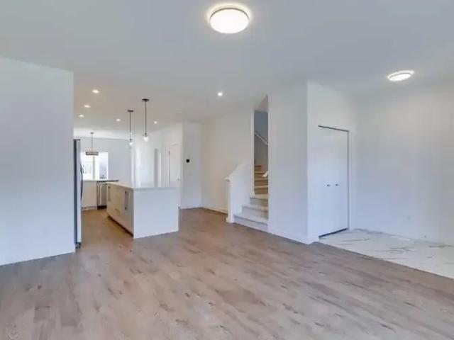 Apartment 3 Bedroom For Rent Calgary AB 1950 ES104841678