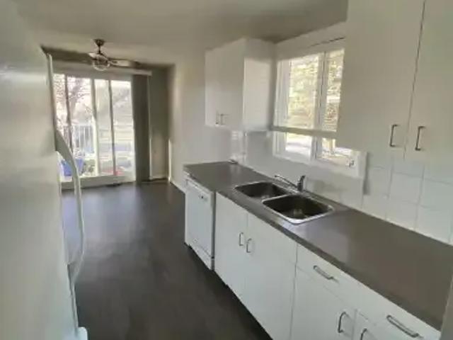 Apartment 3 Bedroom For Rent Calgary AB 1900 ES102394888