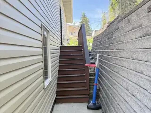 Apartment 3 Bedroom For Rent Calgary AB 1900 ES104178985