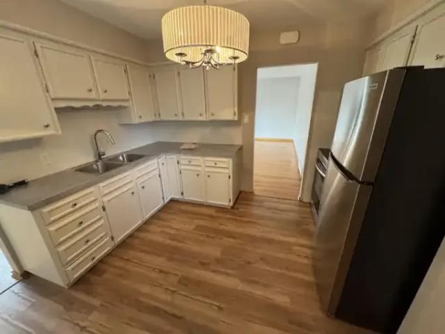 Apartment 3 Bedroom For Rent Calgary AB 2000 ELS102518551