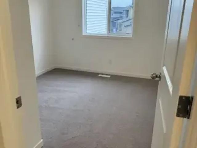 Apartment 3 Bedroom For Rent Calgary AB 2000 ELS102518614