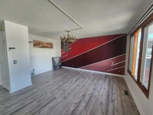 Apartment 3 Bedroom For Rent Calgary AB 2000 ES102847072