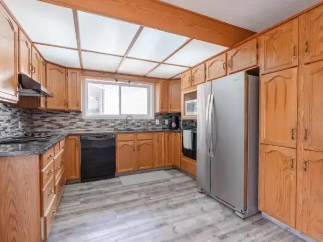 Apartment 3 Bedroom For Rent Calgary AB 2000 ES104362672