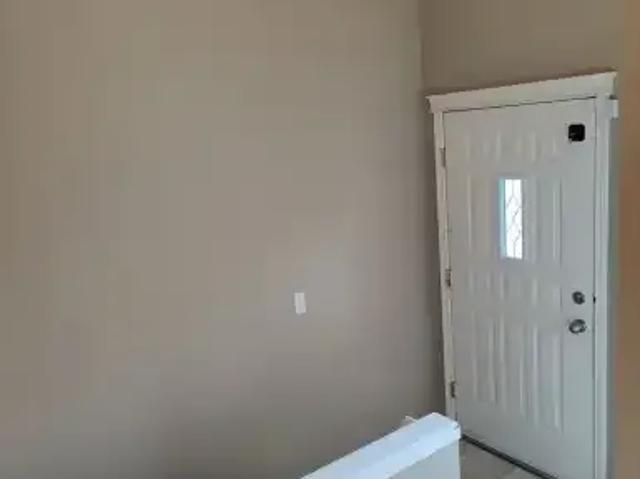 Apartment 3 Bedroom For Rent Calgary AB 2100 ES104182483
