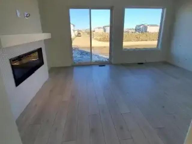 Apartment 3 Bedroom For Rent Calgary AB 2200 ES103091366