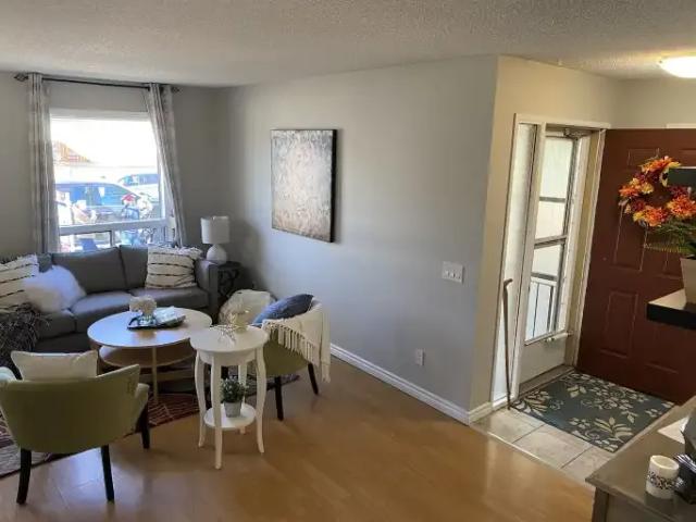 Apartment 3 Bedroom For Rent Calgary AB 2300 ES104180415