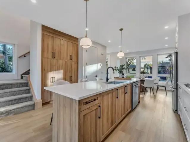 Apartment 3 Bedroom For Rent Calgary AB 2500 ES103410780