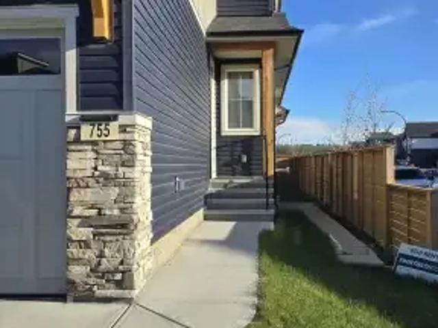 Apartment 3 Bedroom For Rent Calgary AB 2700 ELS102467732