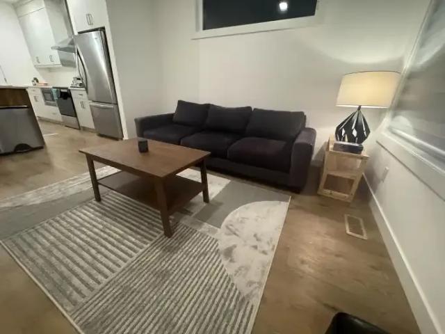 Apartment 3 Bedroom For Rent Calgary AB 3200 ES104506824
