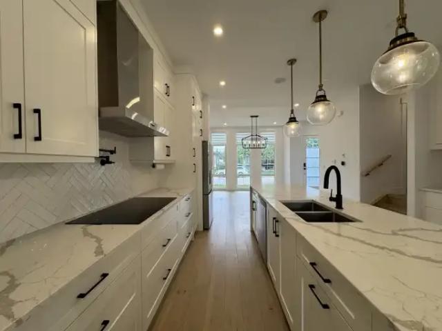 Apartment 3 Bedroom For Rent Calgary AB 3500 ELS102845814