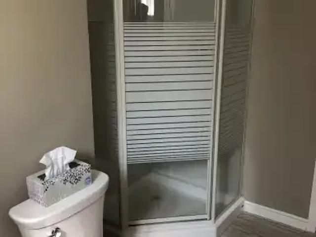 Apartment 3 Bedroom For Rent Calgary AB 750 ES104506706