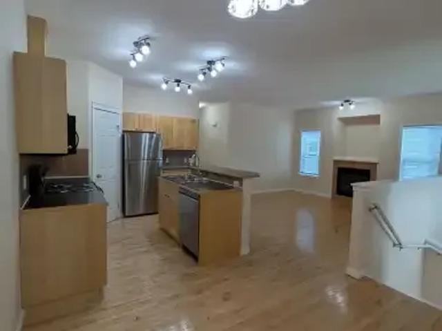 Apartment 3 Bedroom For Rent Carstairs AB 2200 ES104362794