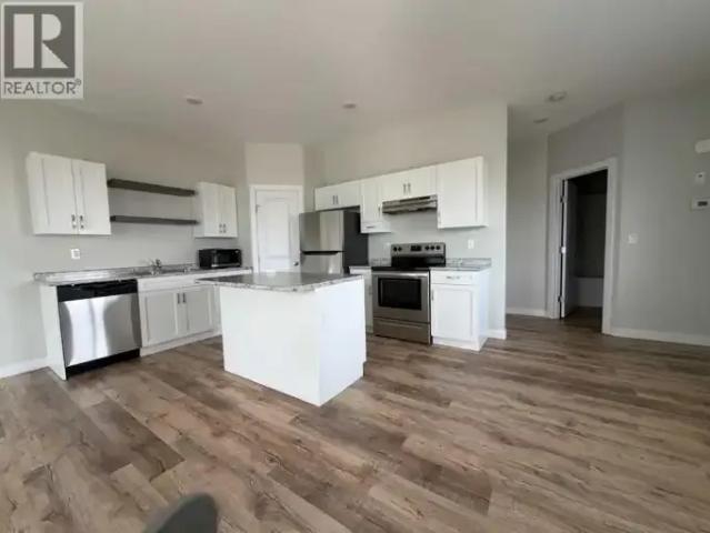 Apartment 3 Bedroom For Rent Clairmont AB 1900 ES104842111