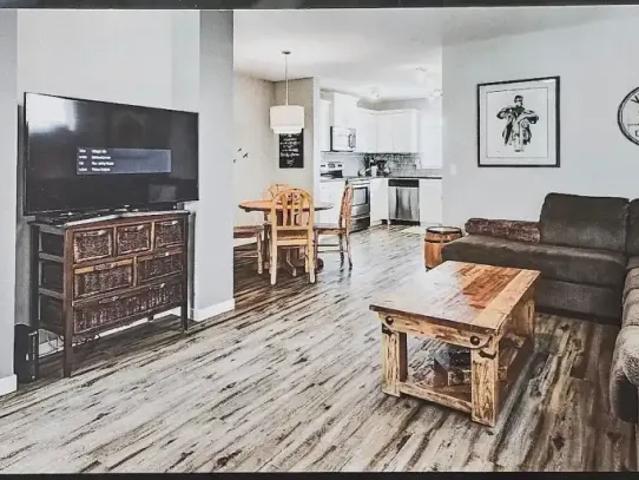 Apartment 3 Bedroom For Rent Cochrane AB 2300 ES105167435