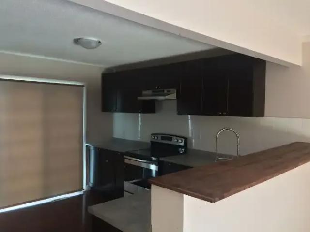 Apartment 3 Bedroom For Rent Delacour AB 1950 ES104910244