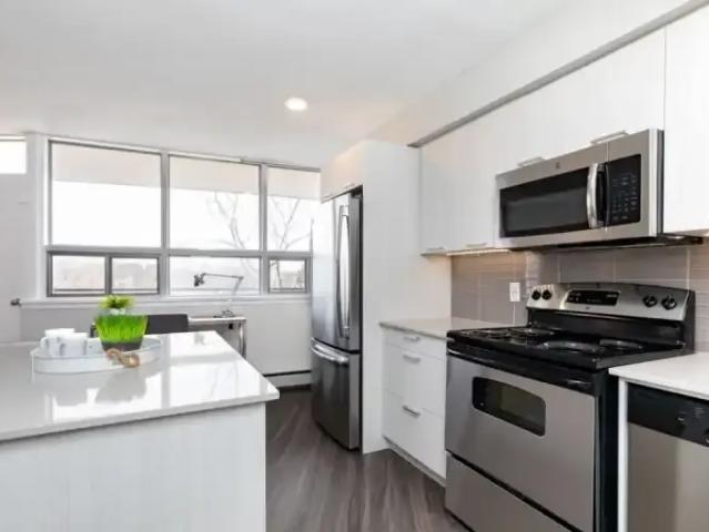 Apartment 3 Bedroom For Rent Etobicoke ON 2999 ES104991194