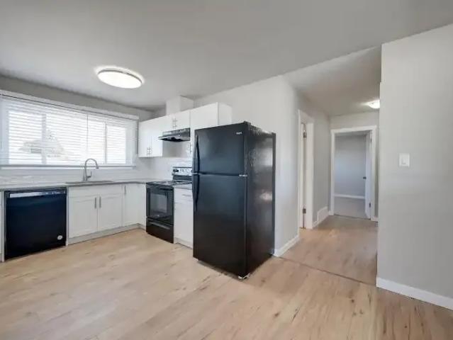 Apartment 3 Bedroom For Rent Edmonton AB 1450 ES103611659