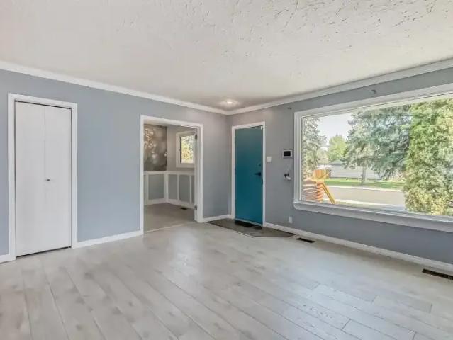 Apartment 3 Bedroom For Rent Edmonton AB 1600 ES104181134