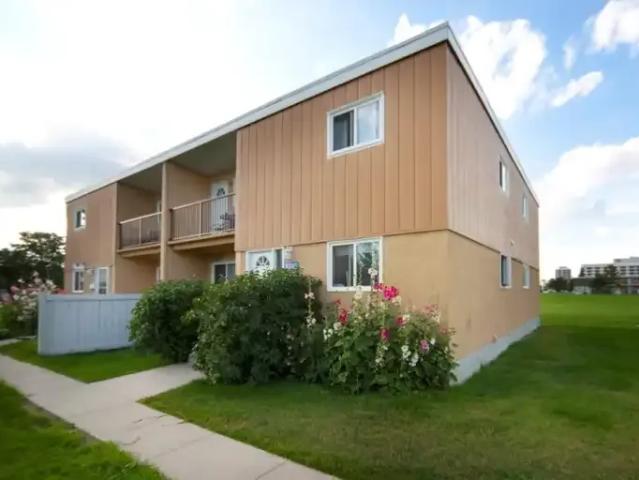 Apartment 3 Bedroom For Rent Edmonton AB 1679 ES104940223
