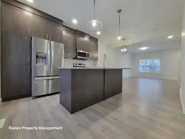 Apartment 3 Bedroom For Rent Edmonton AB 1850 ES102846244