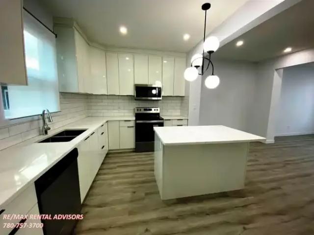 Apartment 3 Bedroom For Rent Edmonton AB 1890 ES104362549