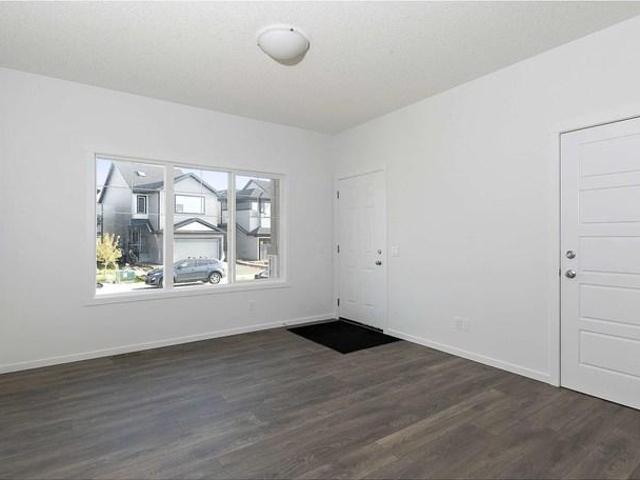 Apartment 3 Bedroom For Rent Edmonton AB 1895 ES103839242