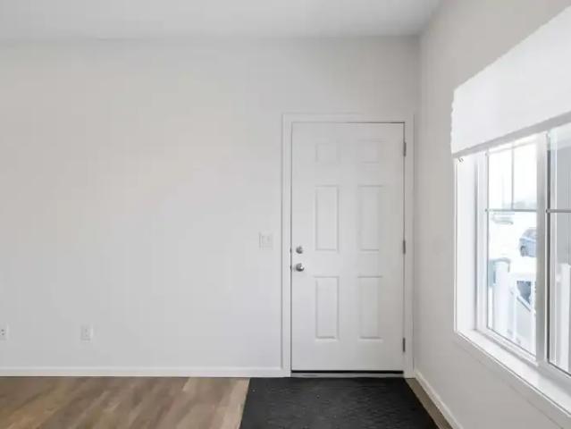 Apartment 3 Bedroom For Rent Edmonton AB 1895 ES105023205
