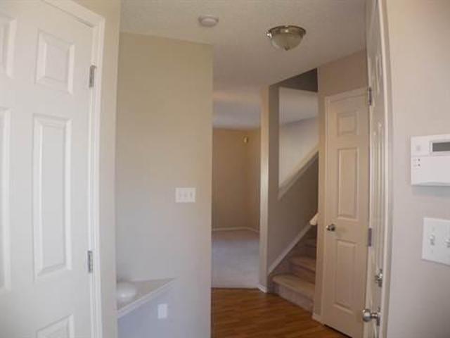 Apartment 3 Bedroom For Rent Edmonton AB 1995 ES101876771