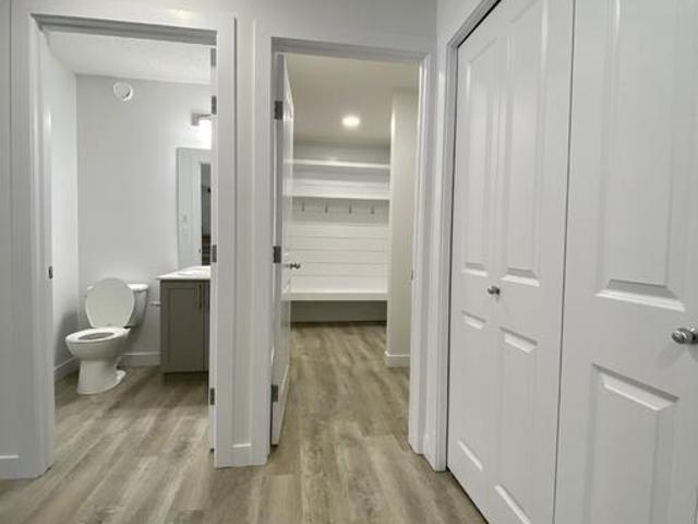 Apartment 3 Bedroom For Rent Edmonton AB 1995 ES104535319
