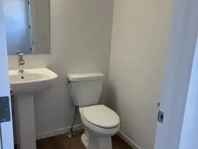 Apartment 3 Bedroom For Rent Edmonton AB 1995 ES104864091