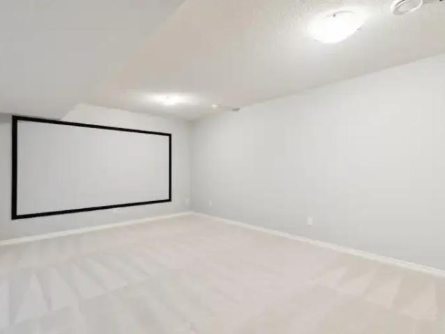 Apartment 3 Bedroom For Rent Edmonton AB 1997 ES103770475
