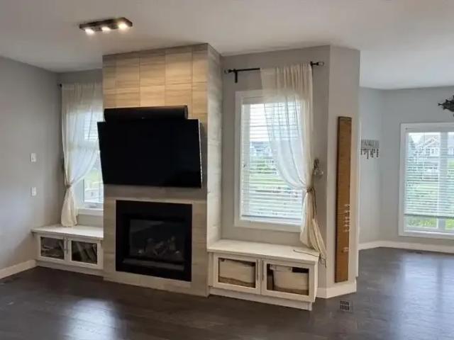 Apartment 3 Bedroom For Rent Edmonton AB 1150 ES101261794